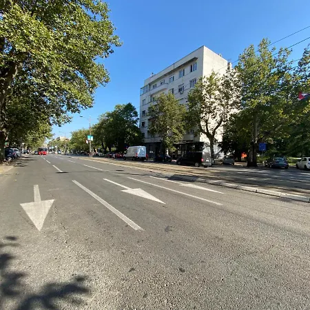 Enjoy B-52 Studio Belgrade Exterior photo